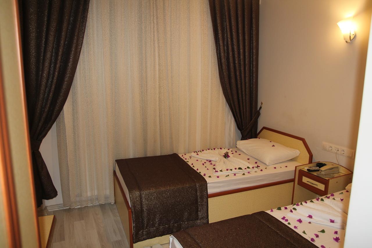 Dostlar Hotel Mersin  Exterior foto